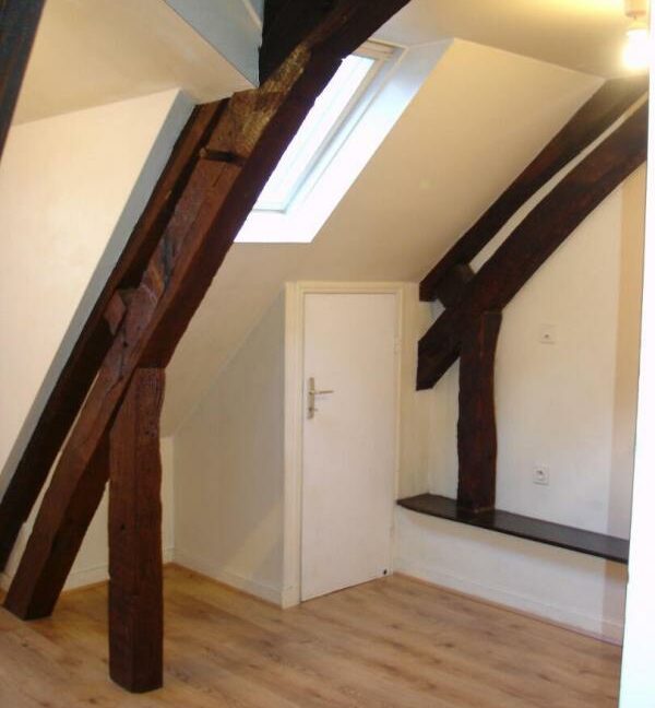 1NAT-05112025-024944-3