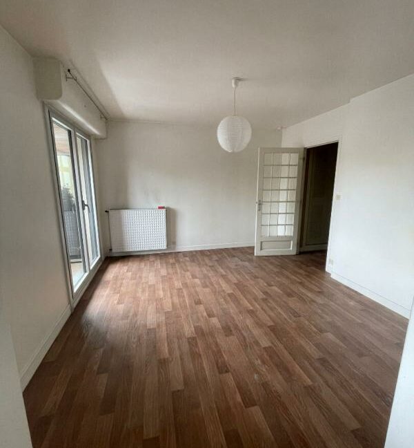 8LECOM-19122025-014535-2