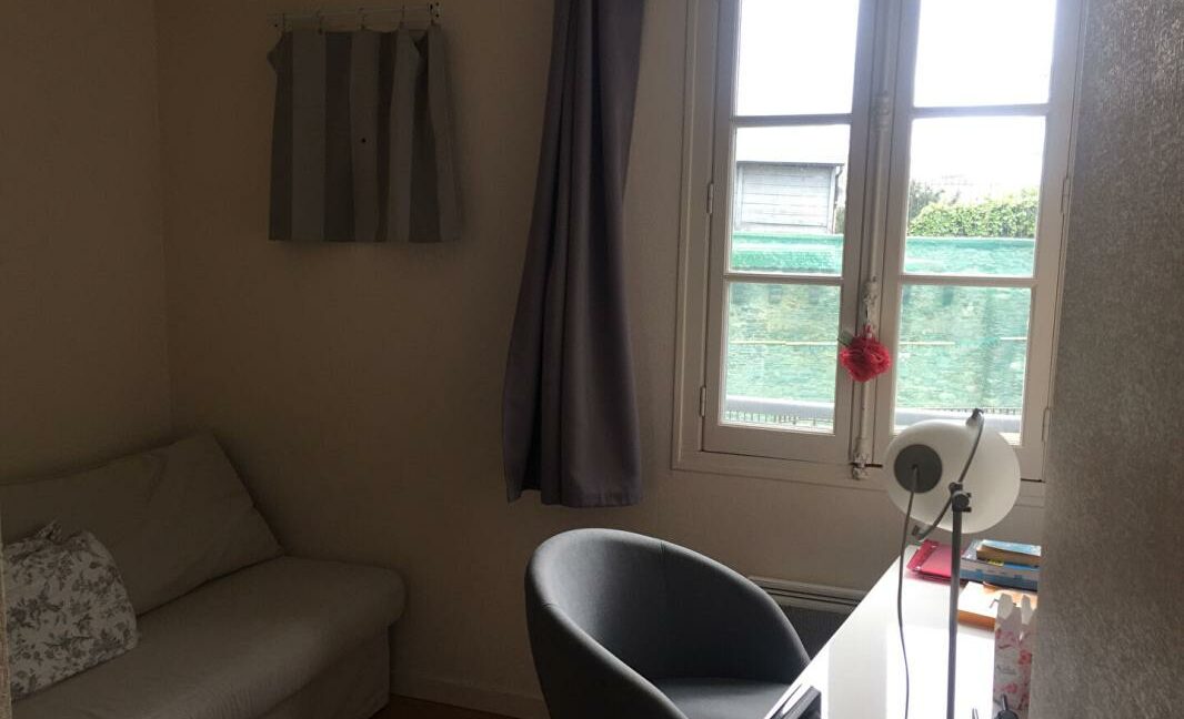 8MICH-01022026-015000