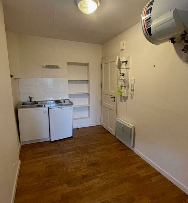 8MICH-12022026-072509-2