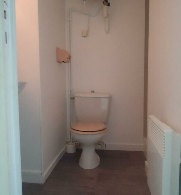 38FEV-28032026-015712-3