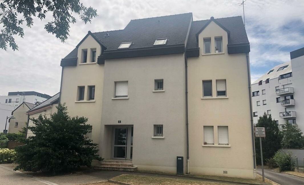 6CHAT-23042026-014822-1