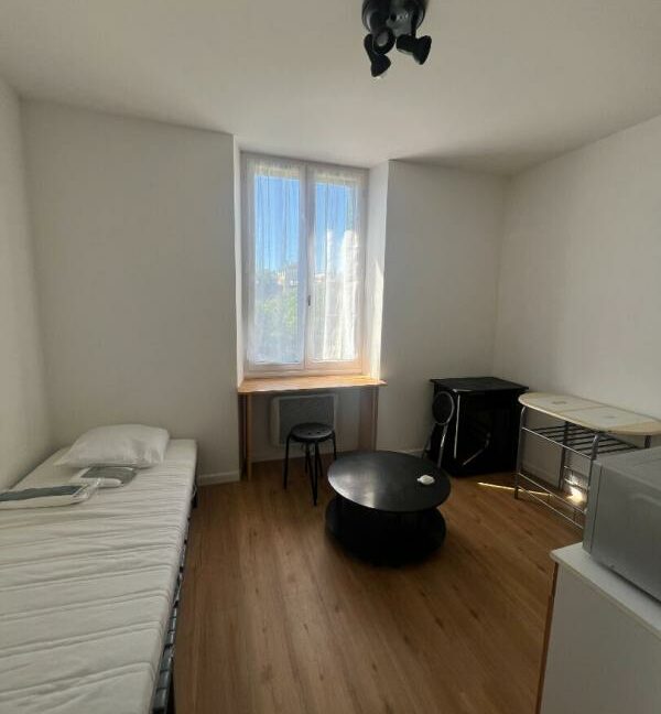 38FEV-05052026-014820