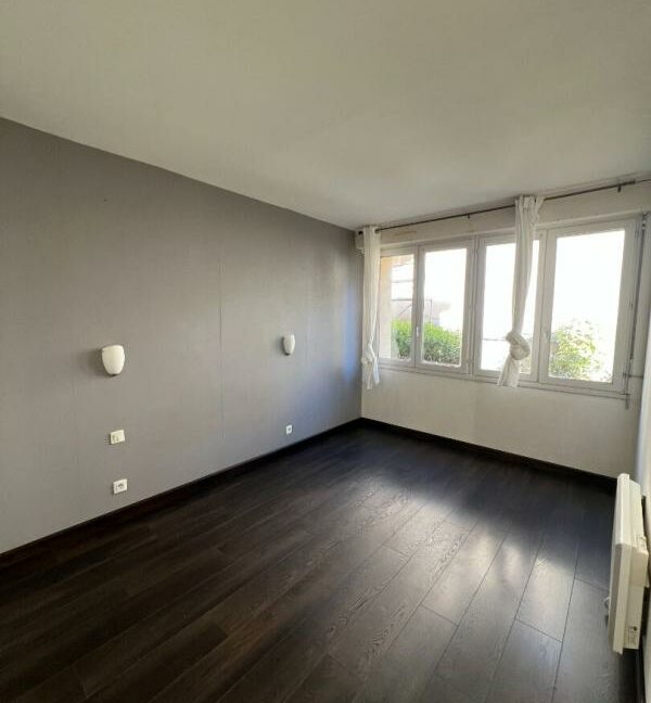 15PAILL-09092026-014828-2